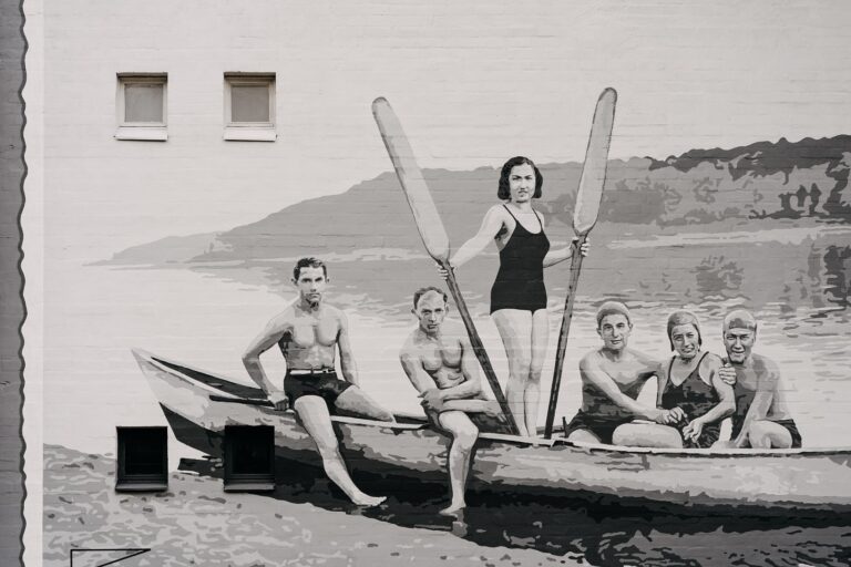 „Pertraukti gyvenimai“