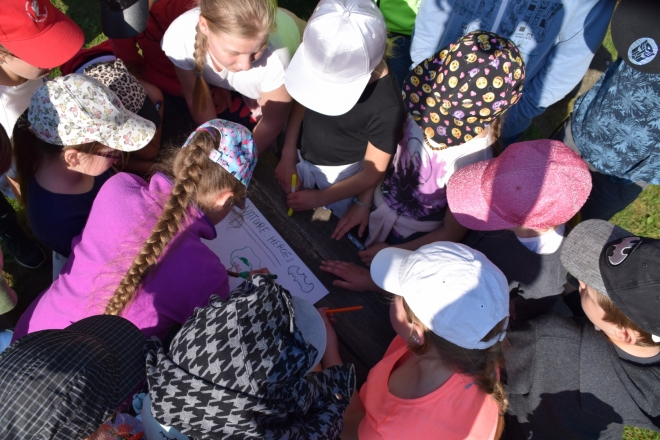 Paslaptys tvenkinyje