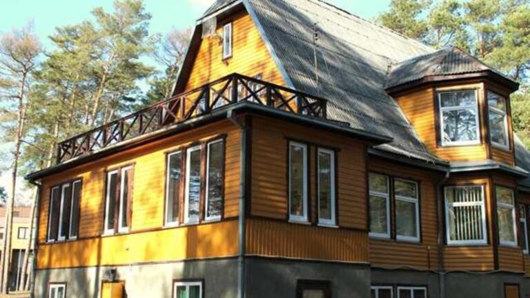 R. Polovinsko vasarnamis