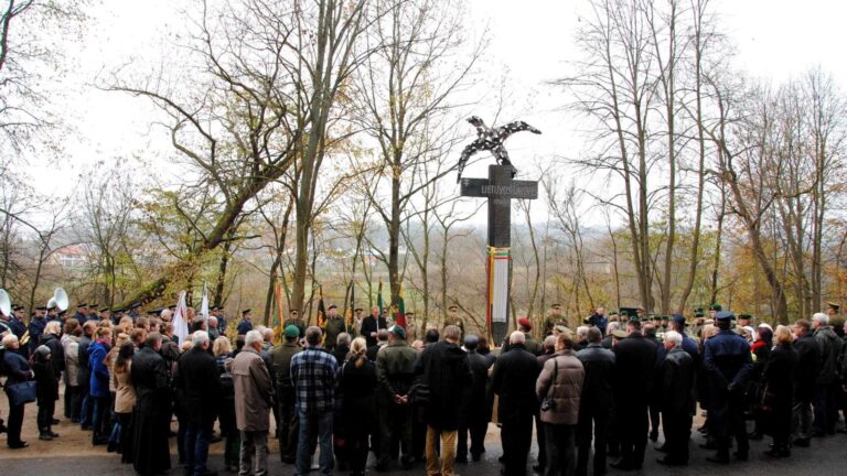 Paminklas Lietuvos laisvės armijos vadui Kaziui Veverskiui