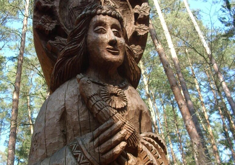 Dievų ir deivių slėnis