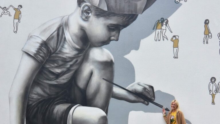 „Kalbantys pastatai” | Rokai