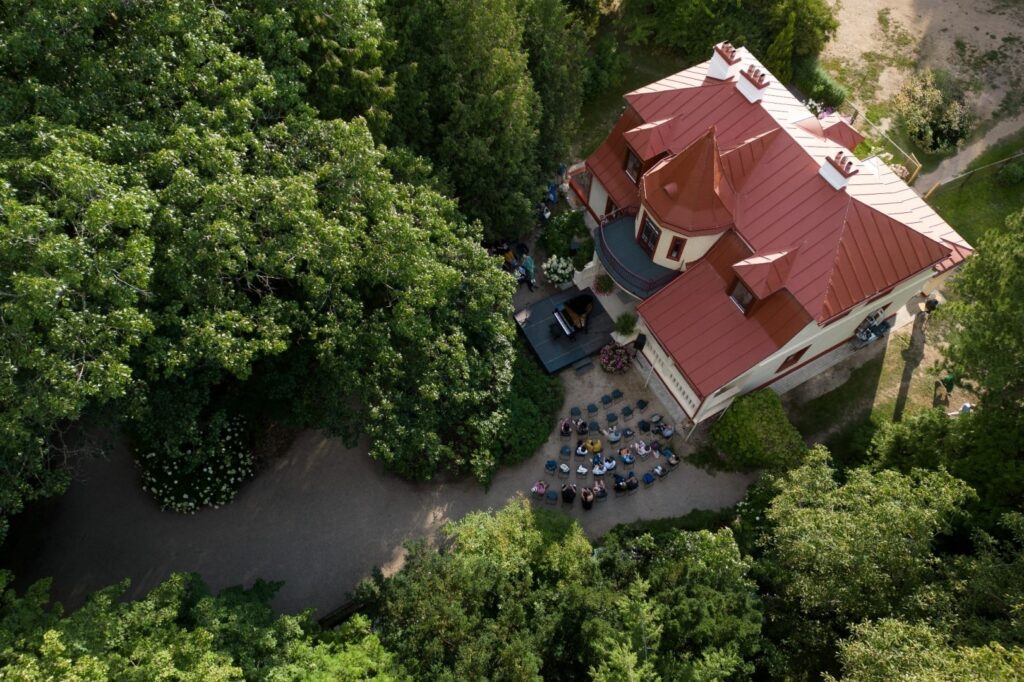 Tado Ivanausko Obelynės sodyba