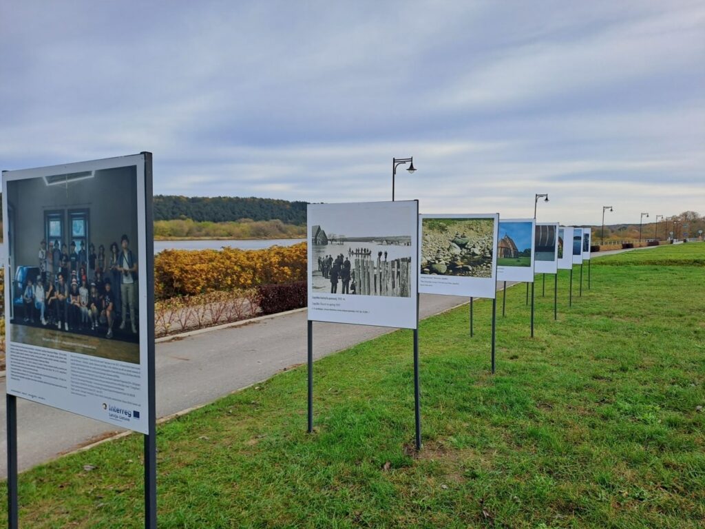 Jaunųjų fotografų plenero „Žmogaus gyvenimas prie vandens“ lauko paroda Zapyškyje
